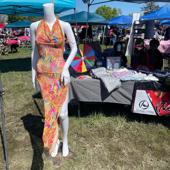 Rainbow colored stretch, back out Tie around the neck swimsuit cover - Picture 2 of 2